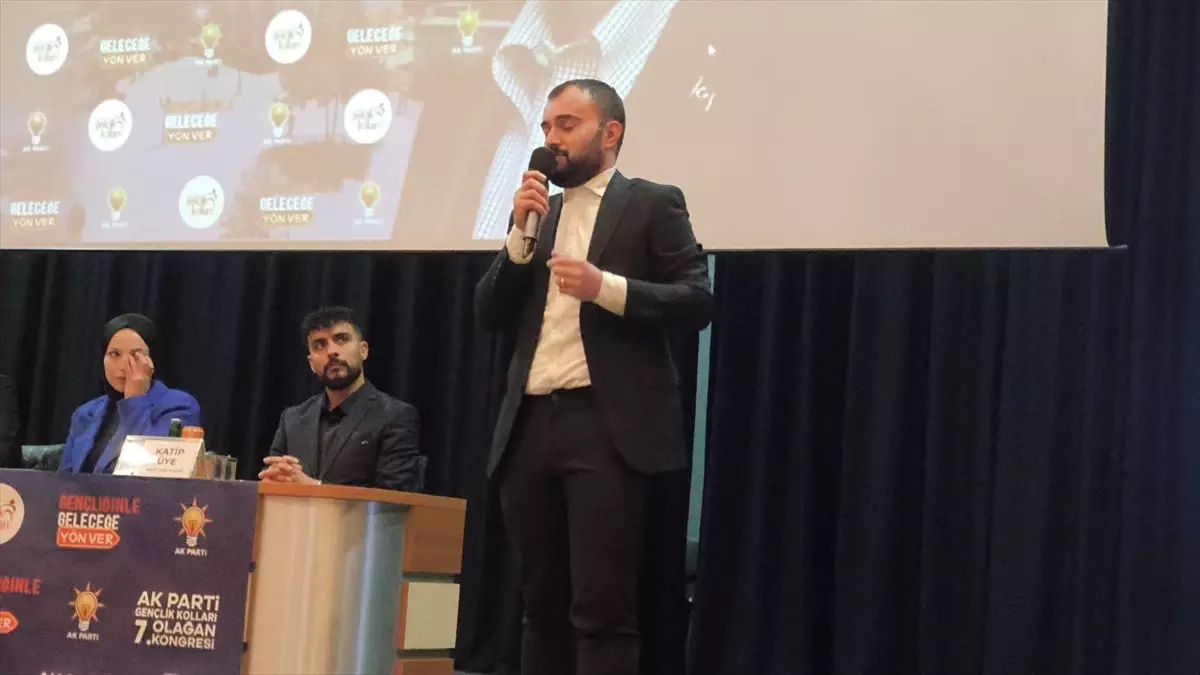 AK Parti Siirt Gençlik Kolları Kongresi Yapıldı