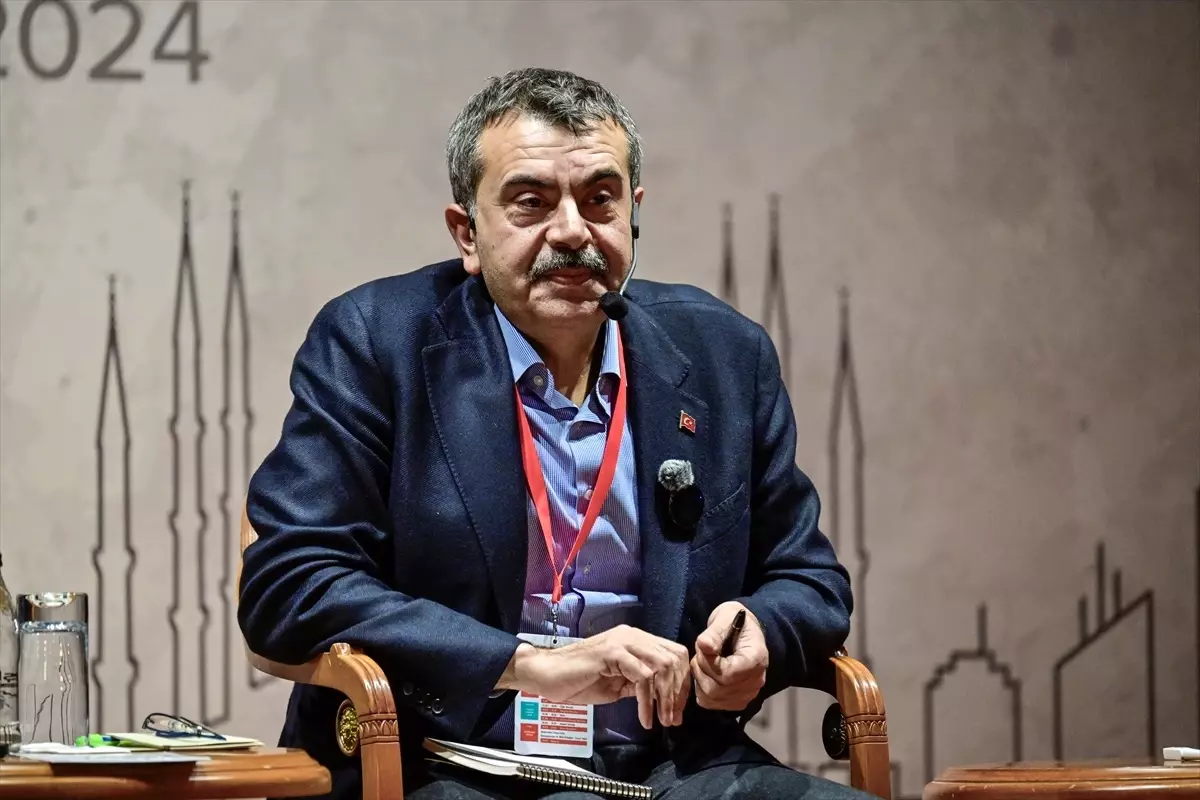 Genç Türkiye Forumu’nda Eğitim Politikaları Tartışıldı