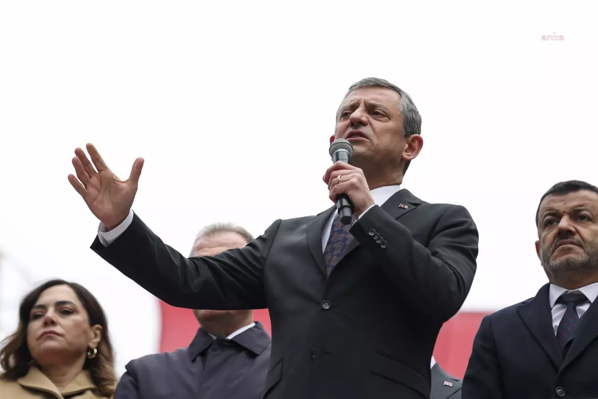 CHP Lideri Özgür Özel’den Rıza Akpolat’ın Tutuklanmasına Tepki