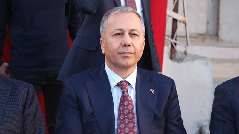 Bakan Yerlikaya: Çocukları kandırıp 3- 5 liraya motosikletin üstüne bindirerek milletime racon kestiremezsiniz