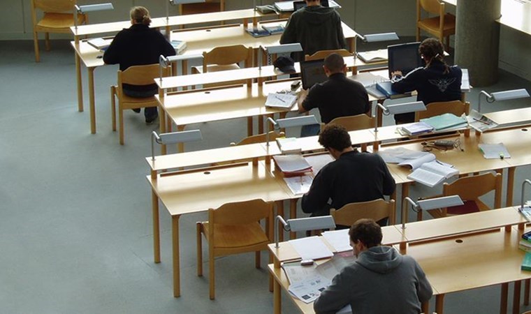 Yükseköğretim ücretlerinde yeni gelişme: Emsal karar aşırı zammı durdurdu!