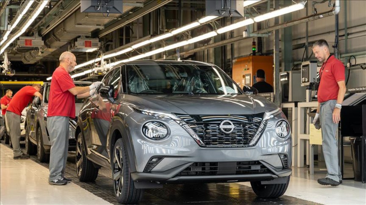 Otomotiv sektöründe kriz: Bir marka daha fabrika kapatıyor!