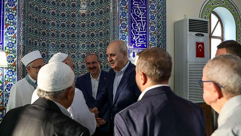 TBMM Başkanı Kurtulmuş, bayram namazını Çanakkale’de kıldı