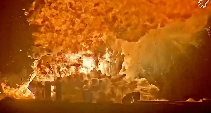 Elon Musk'ı sarsan patlama! 50 kilometreden hissedildi! 'Büyük anormallik'