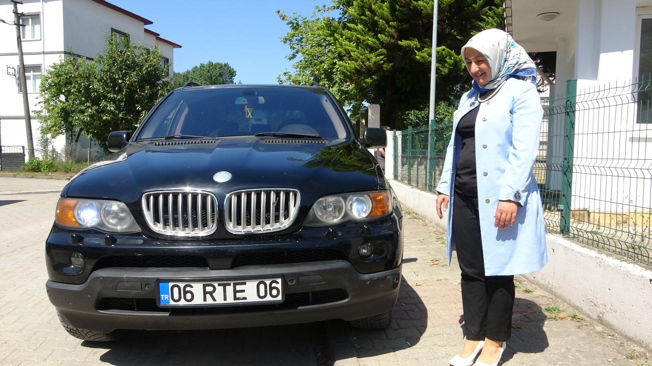 Sadece plakası için bu aracı aldı: Gören dönüp tekrar bakıyor! 