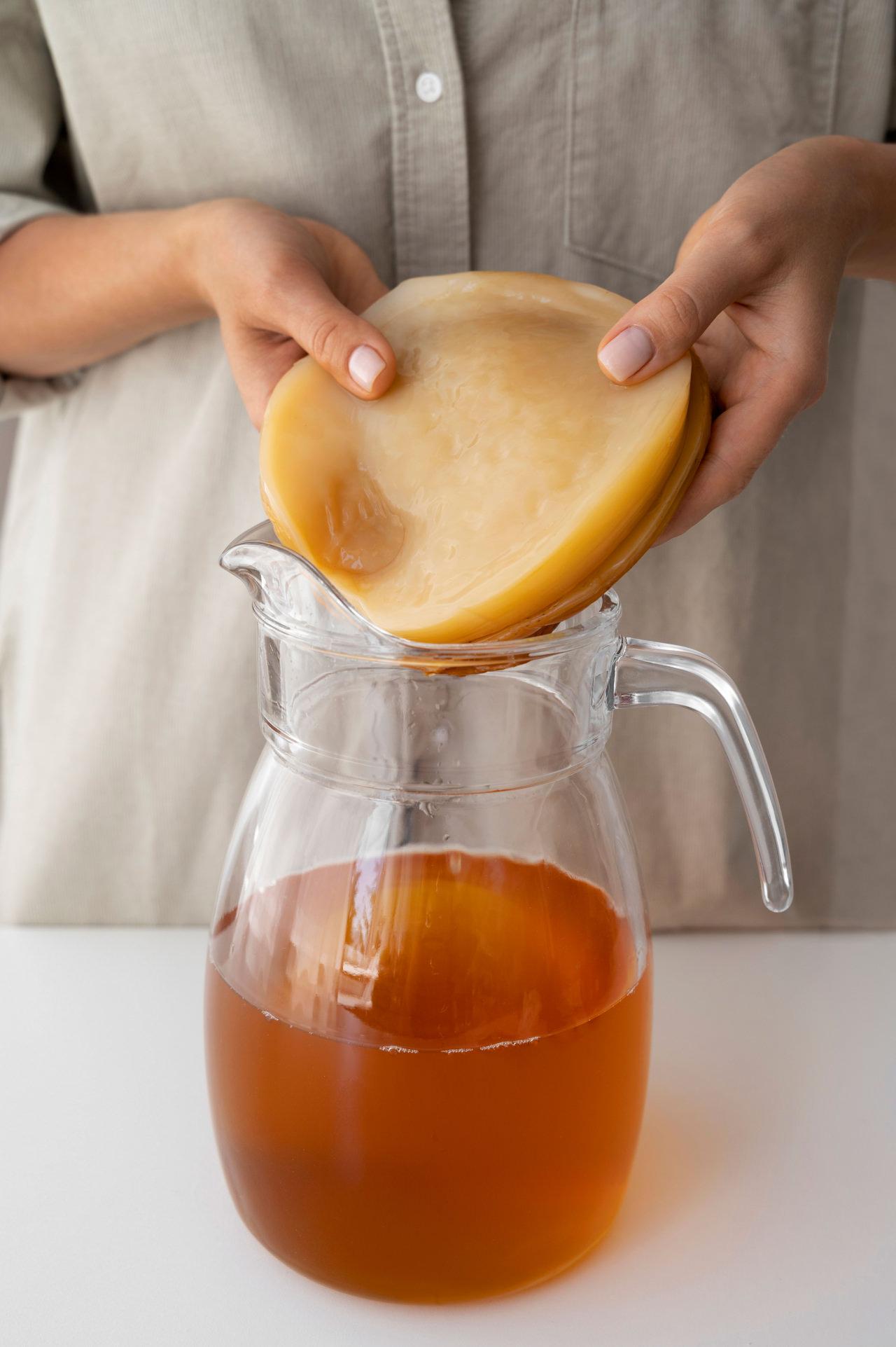 Evde Probiyotik Mucizesi: Kombucha Yapım Rehberi