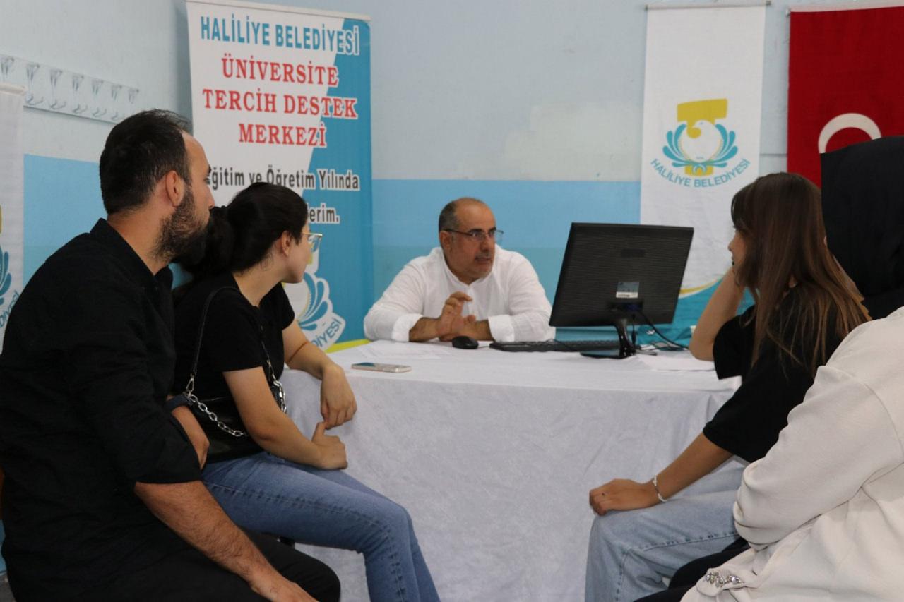 Haliliye Belediyesi'nden YKS tercih desteği