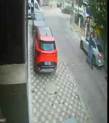 Avcılar'da 3 yıl önce zıpkın ve satırla yaraladığı kişiyi silahla öldürdü; katil kardeşi çıktı
