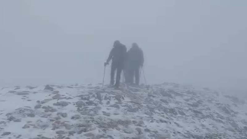 Uludağ’ın zirvesi beyaza büründü