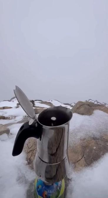 Uludağ'ın zirvesi beyaza büründü