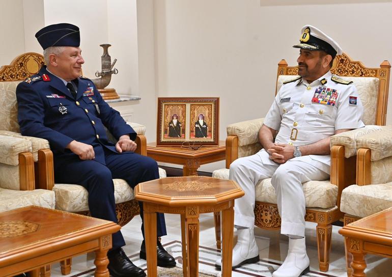 Hava Kuvvetleri Komutanı Orgeneral Kadıoğlu, Umman’a resmi ziyarette bulundu