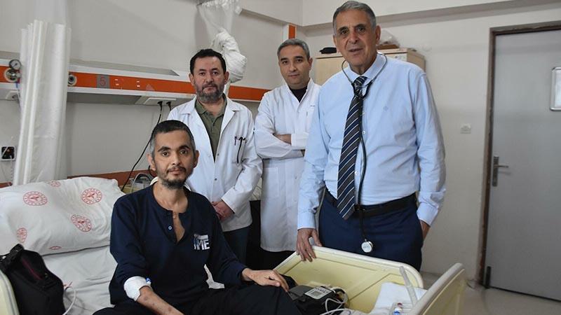 Çift taraflı yapay kalp cihazıyla hayata döndü