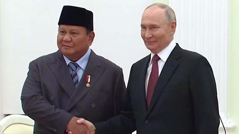 Putin, Endonezya Devlet Başkanı Subianto ile Moskova’da bir araya geldi