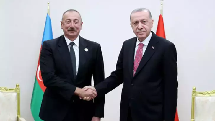 Cumhurbaşkanı Erdoğan, Azerbaycan Cumhurbaşkanı Aliyev ile görüştü