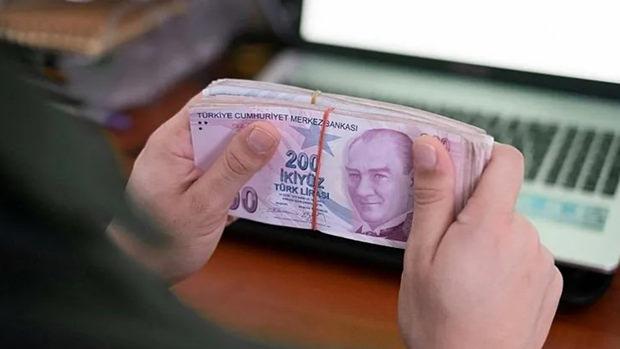 Emekli bayram ikramiyesi için 2026 rakamları masada: İşte konuşulan zam oranları