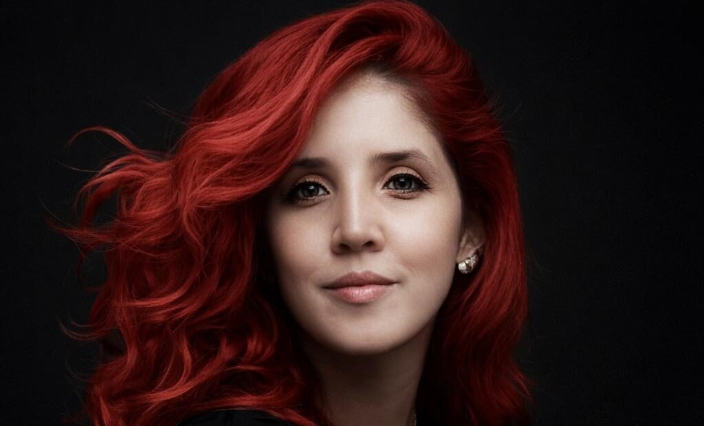 Sanatçı Başak Arslan Kimdir ?