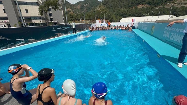 Marmaris’te sporcular için portatif havuz