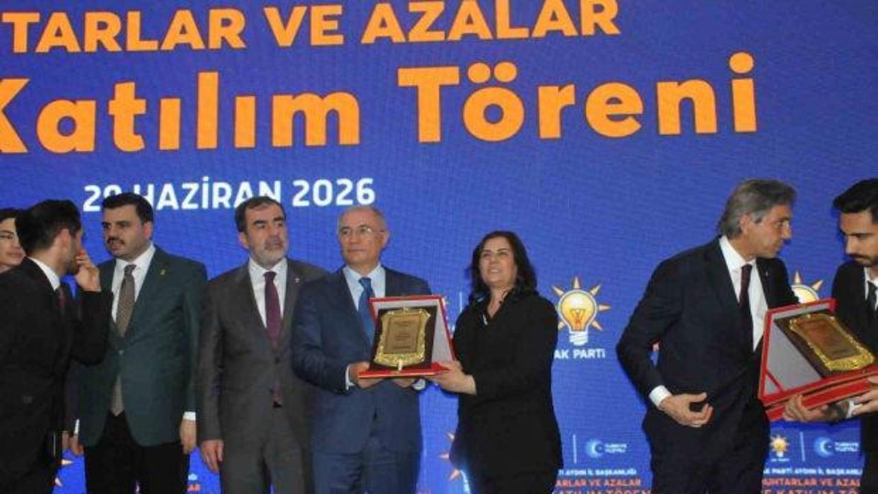 Aydın’da bin 10 muhtar ve aza AK Parti’ye katıldı