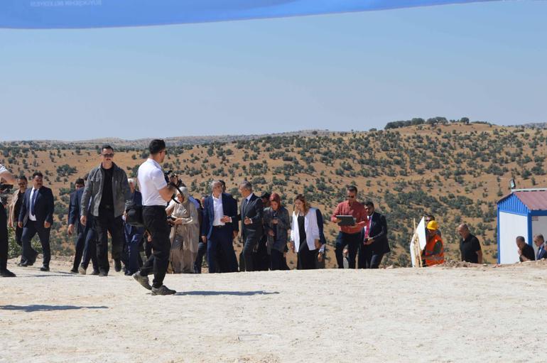 Bakan Işıkhan: Türkiye Yüzyılı'nın en güçlü sermayesi, iyi yetişmiş gençler olacaktır