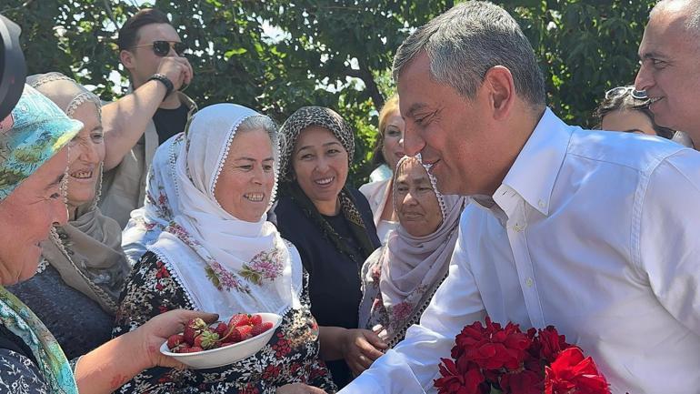 Özgür Özel: En son bir kişi kalsak da biz bu yoldan dönmeyiz