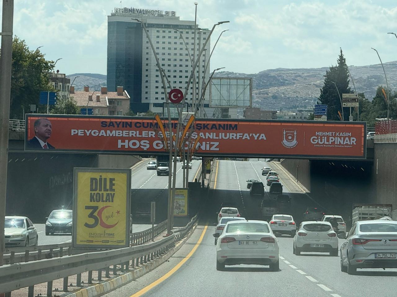 Şanlıurfa'da Teknofest heyecanı: Başkan Gülpınar caddeleri billboardlarla donattı
