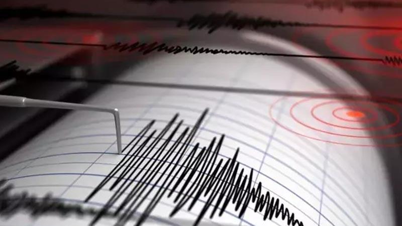Vanuatu’da 4 dakika arayla 6.9 ve 6.3 büyüklüğünde iki deprem